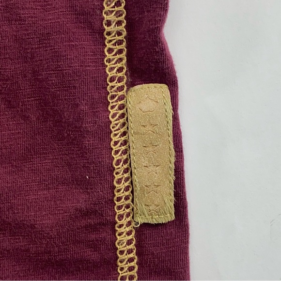 Vintage COOGI T-Shirt Men's XL Maroon V-Neck Retro Embroidered Short Sleeve - Picture 11 of 15